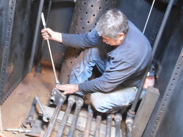 Steam Tubes in the Fuel Tank